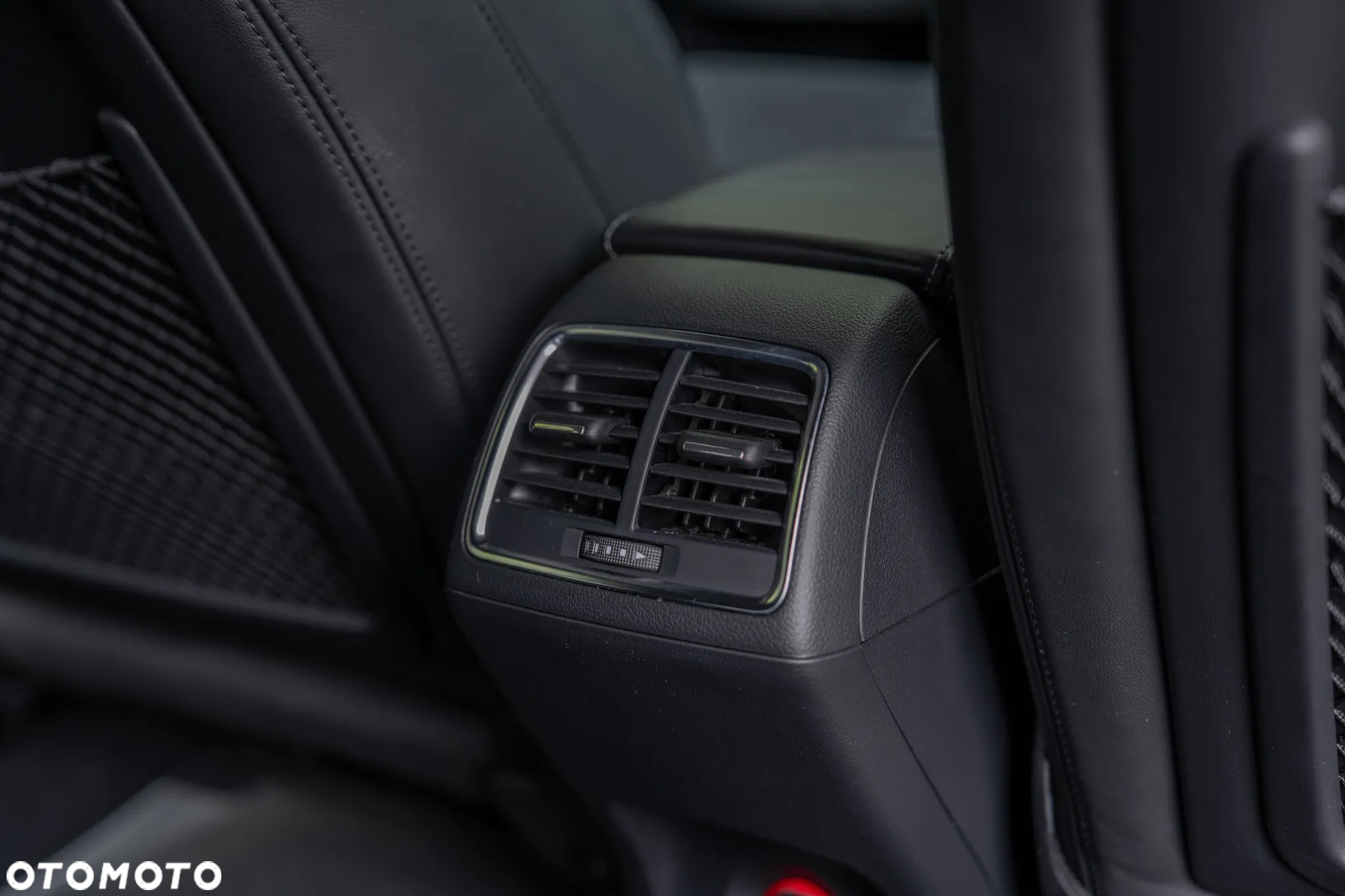 Audi Q3 2.0 TDI Quattro S tronic - 27