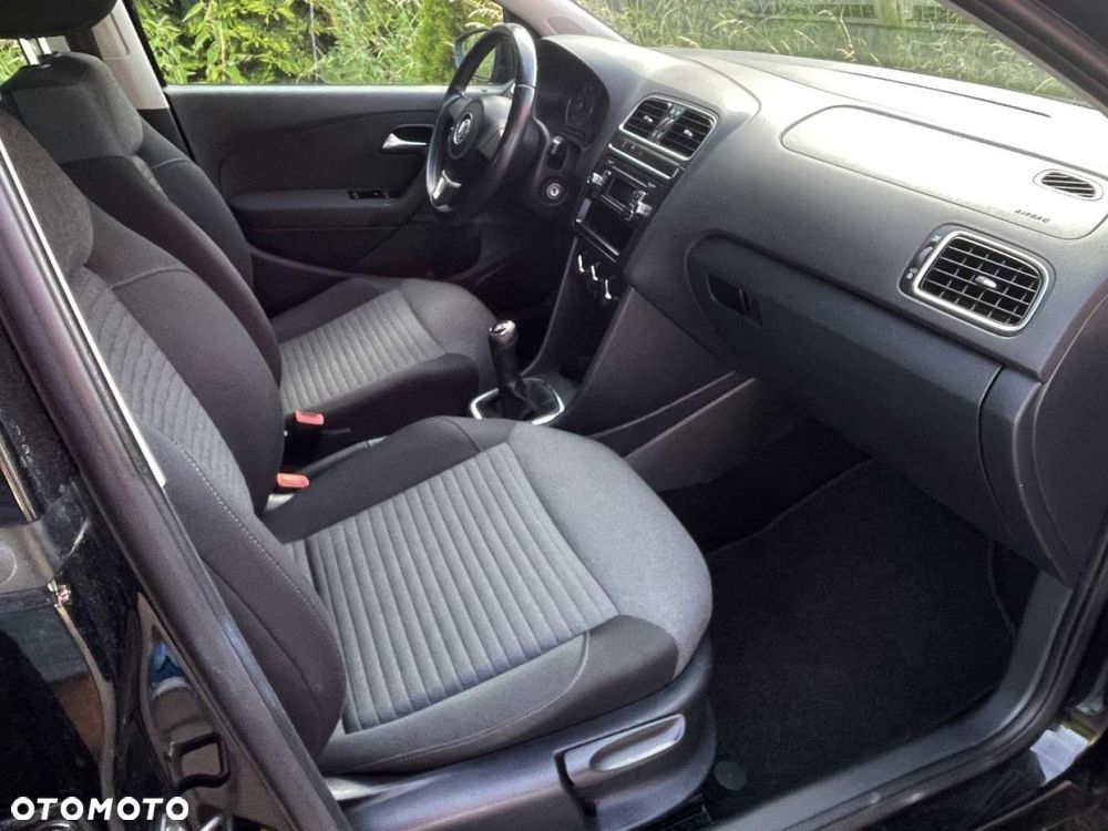 Volkswagen Polo - 13