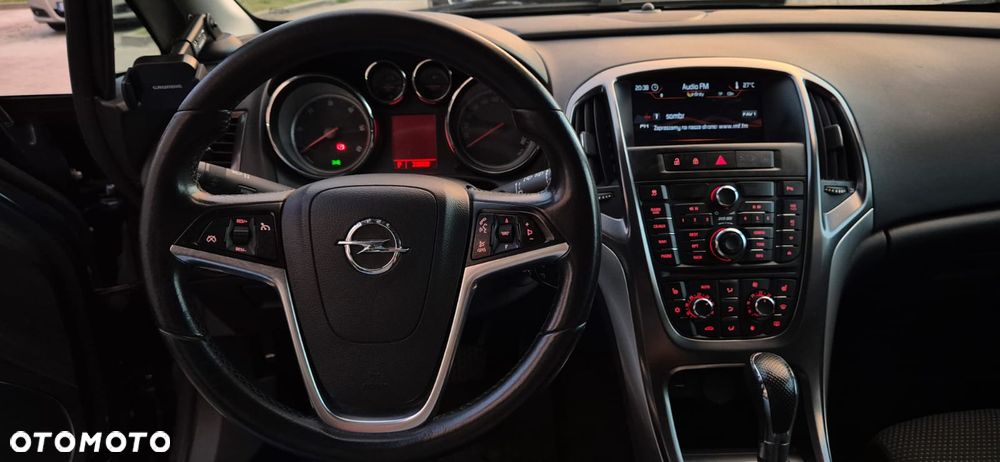 Opel Astra 2.0 CDTI DPF Automatik Cosmo - 11