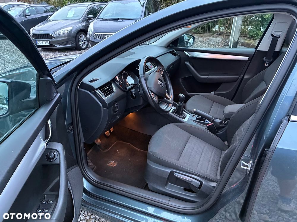 Skoda Octavia 1.6 TDI (Green tec) Active - 9