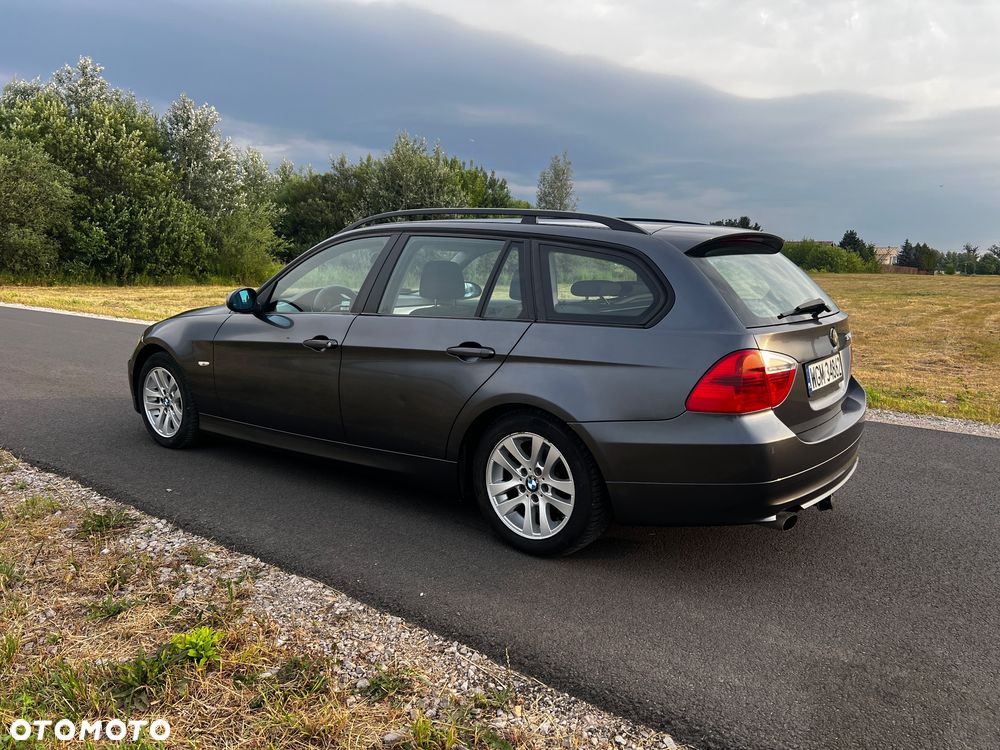 BMW Seria 3 - 6