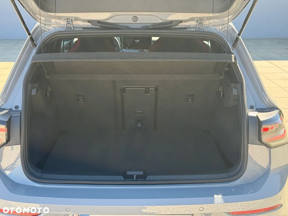 Volkswagen Golf - 7
