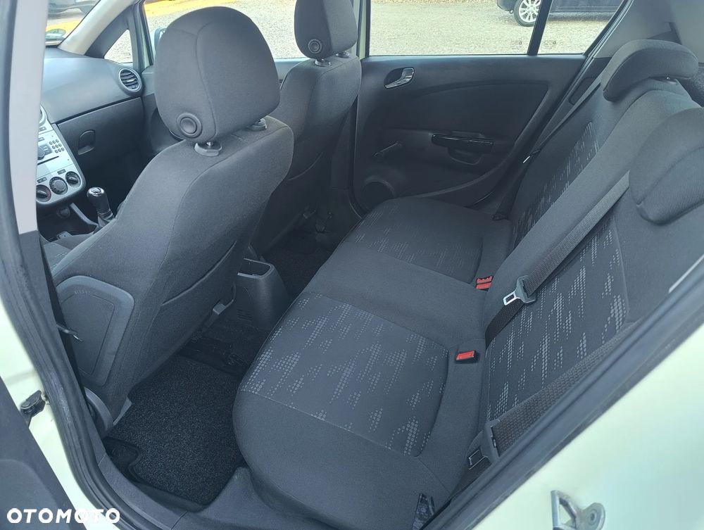 Opel Corsa 1.4 16V Edition - 12