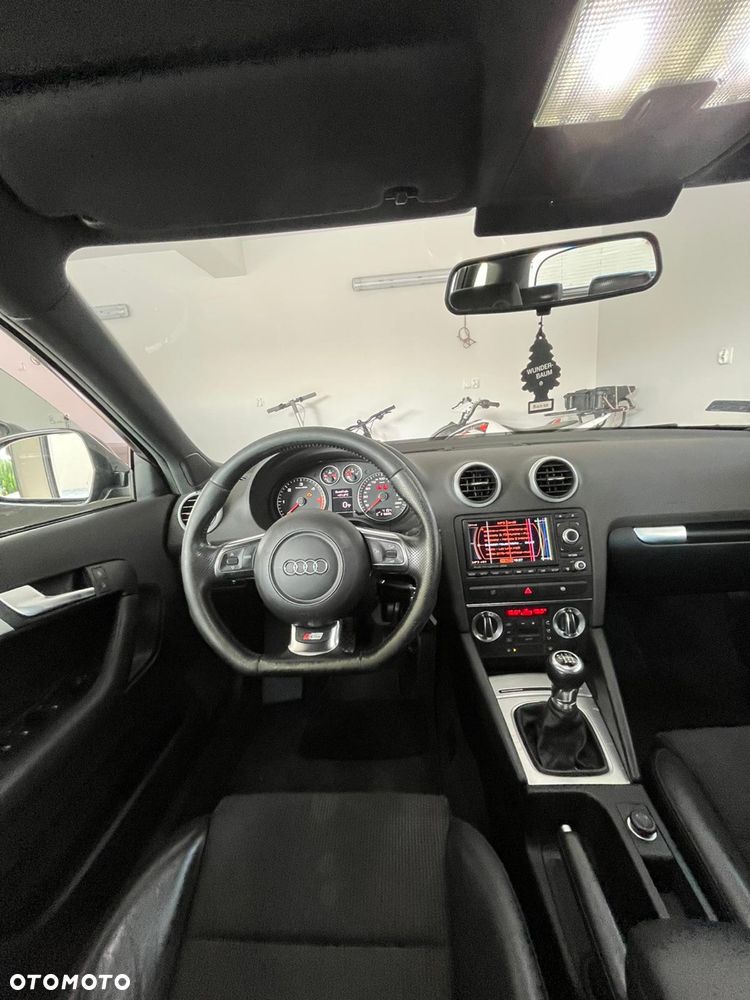 Audi A3 Sportback - 8