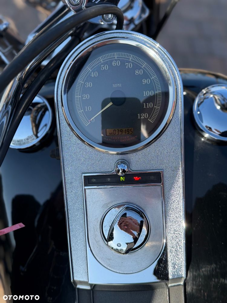 Harley-Davidson Softail Heritage Classic - 10