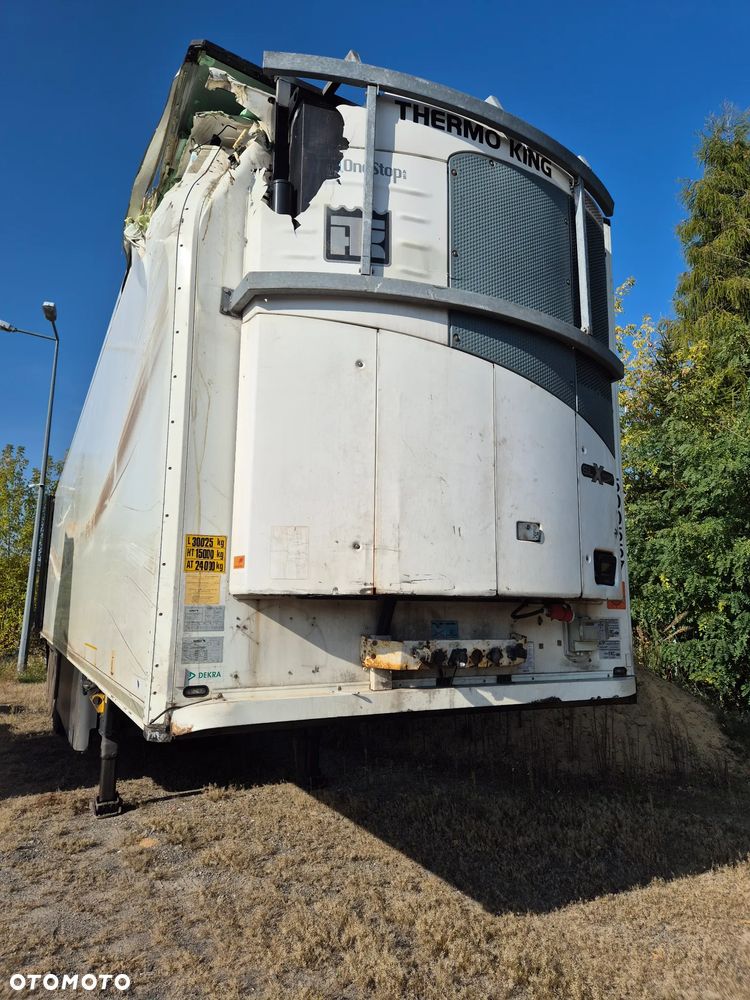 Schmitz Cargobull SKO 24 - 3