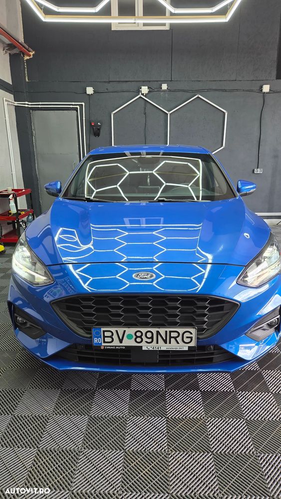 Ford Focus 1.5 EcoBoost ST-Line - 27