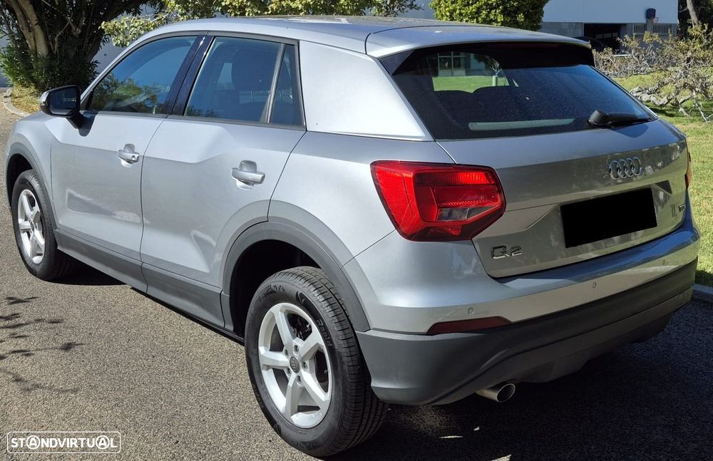 Audi Q2 1.6 TDI Sport S tronic - 4