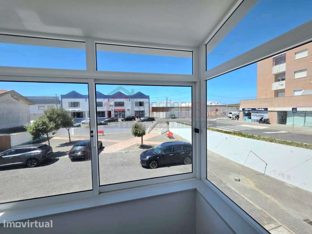 Apartamento T2 Renovado perto da Praia em Peniche - Grande imagem: 5/15