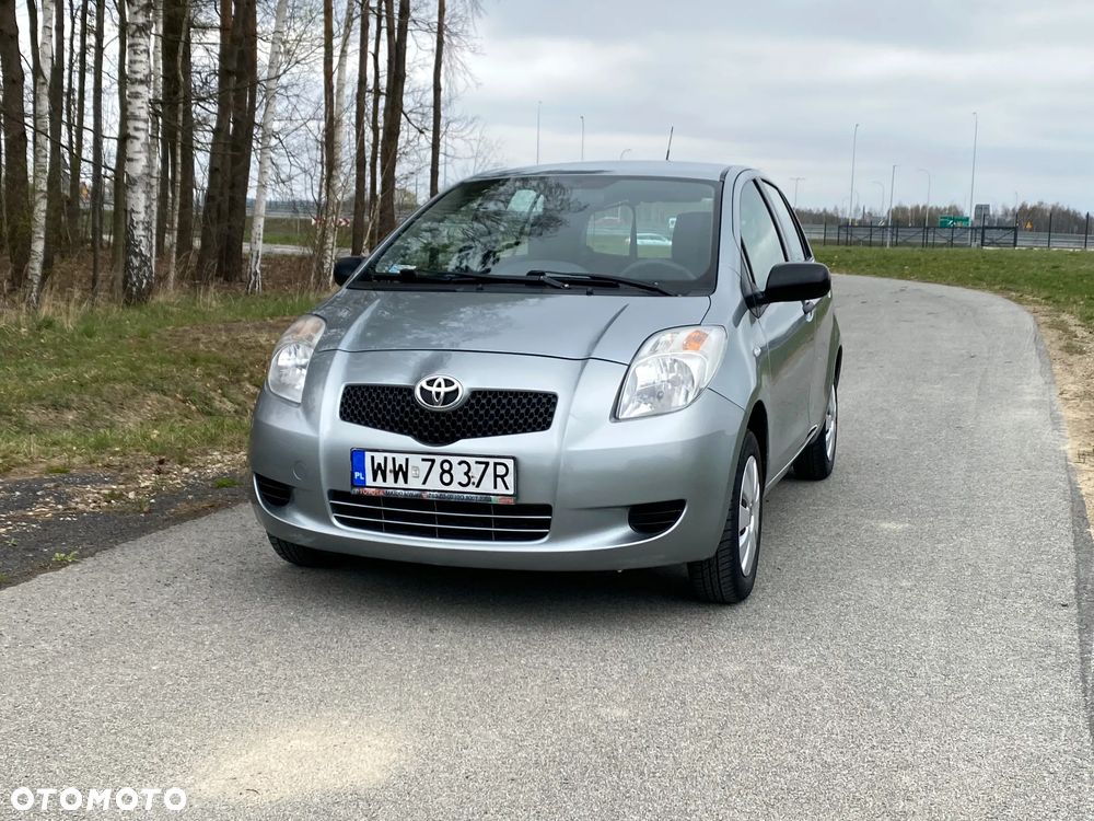Toyota Yaris 1.0 Terra A/C - 1
