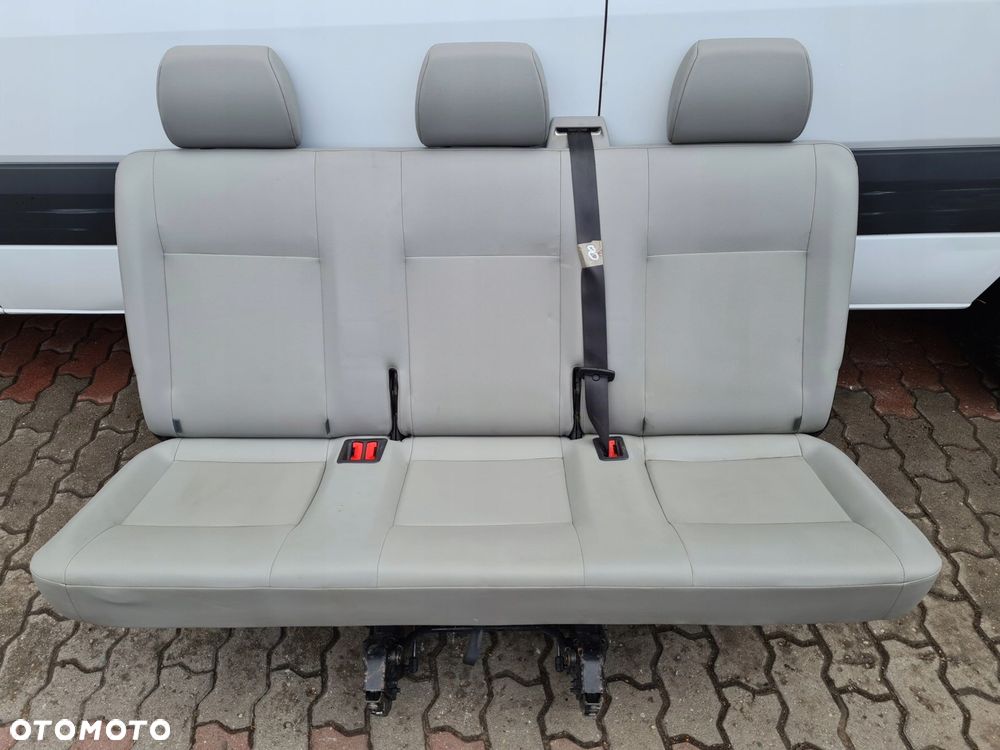 VW T5 LIFT fotel trójka ławka tył 3rząd SKAJA - 1