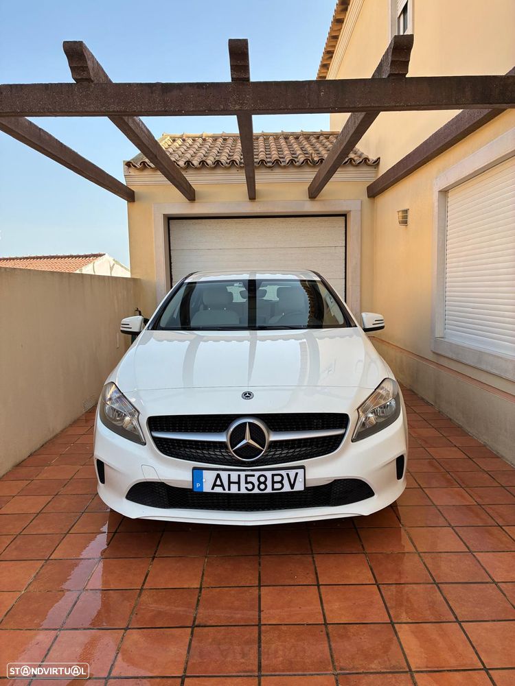 Mercedes-Benz A 180 CDI 7G-DCT Urban - 2