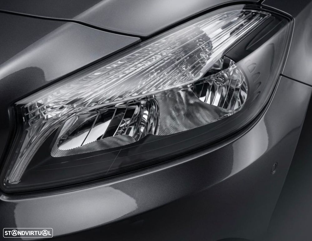 Mercedes-Benz A 180 d 7G-DCT Urban - 11
