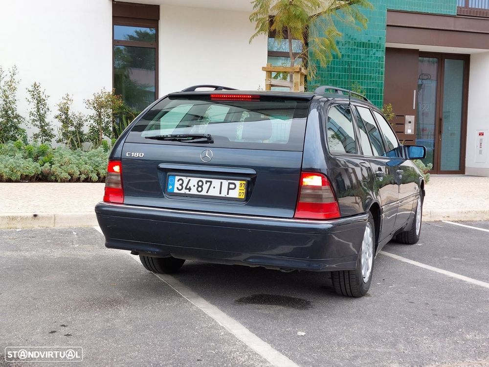 Mercedes-Benz C 180 Elegance - 3