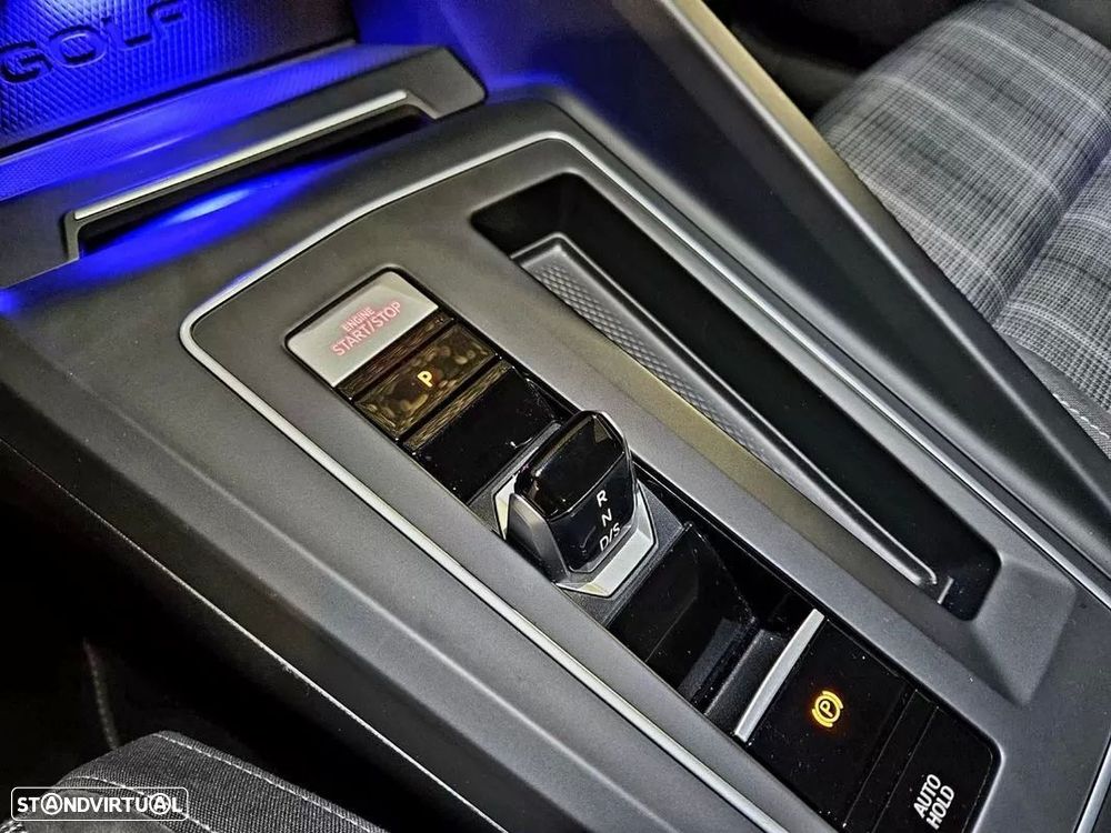 VW Golf 2.0 TDI GTD DSG - 17