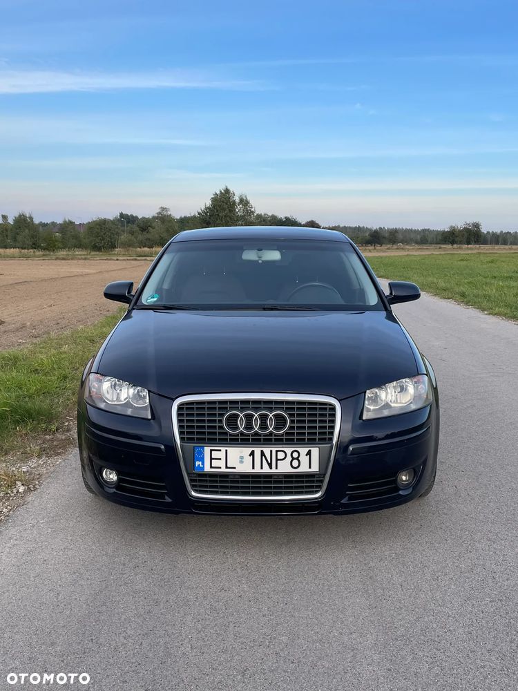 Audi A3 Sportback 1.6 Ambiente - 2