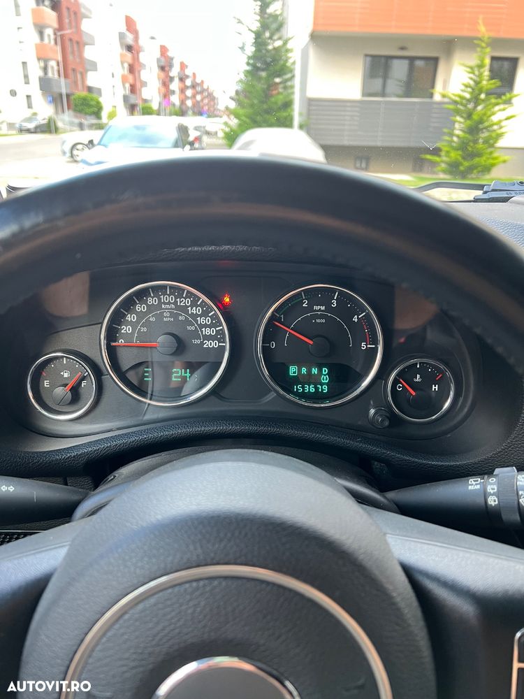 Jeep Wrangler Unlimited 2.8 CRD AT Sahara - 9