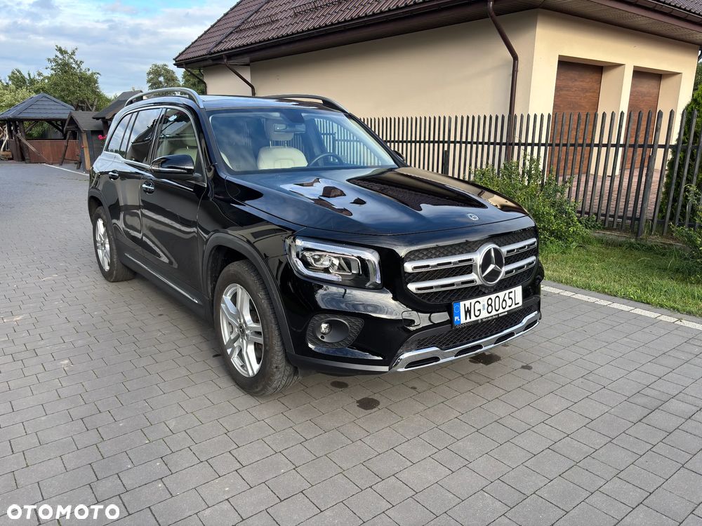 Mercedes-Benz GLB 250 4Matic 8G-DCT - 8
