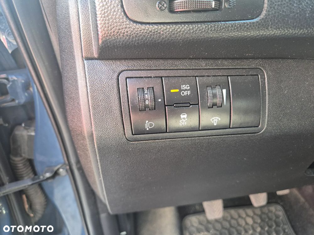 Kia Venga 1.4 L - 11