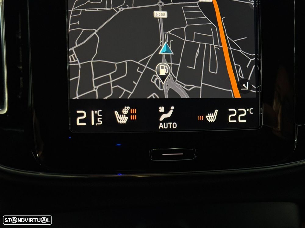 Volvo XC 40 1.5 T4 PHEV Plus Dark - 57