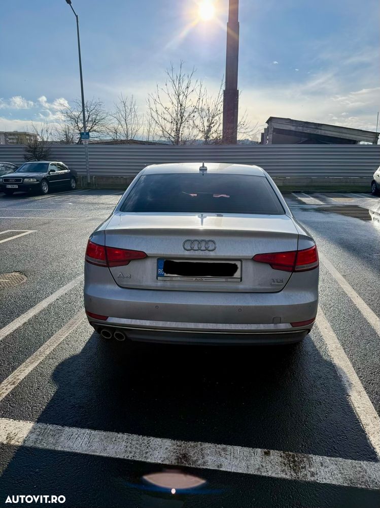 Audi A4 2.0 TDI ultra S tronic sport - 11