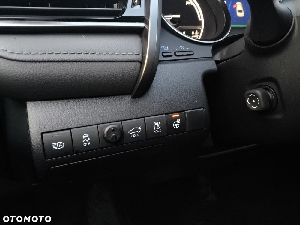 Toyota Camry 2.5 Hybrid Executive CVT - 12