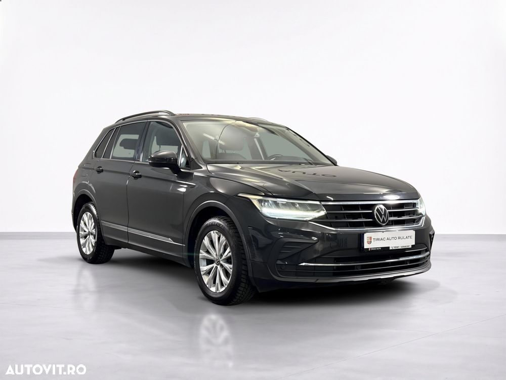 Volkswagen Tiguan - 8