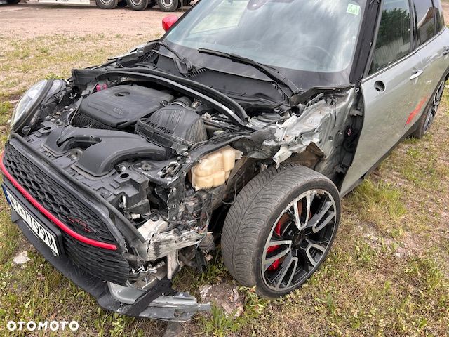 MINI John Cooper Works - 11