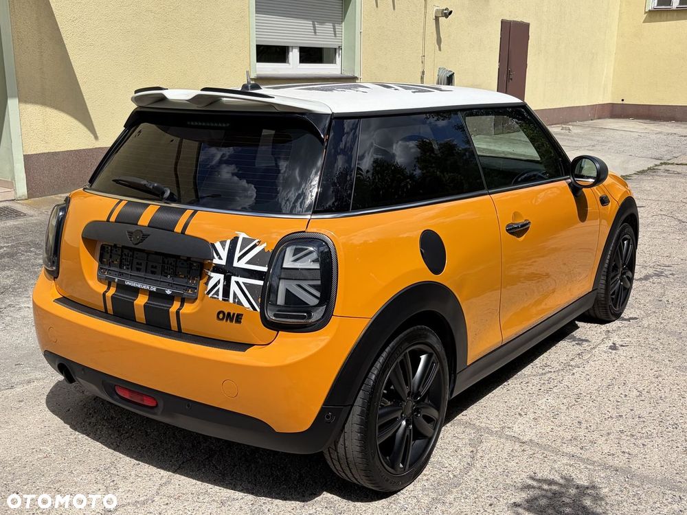 MINI ONE - 4