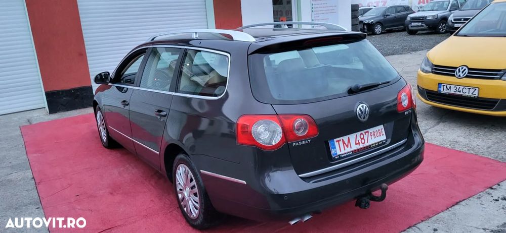 Volkswagen Passat Variant 2.0 Blue TDI DSG SCR Highline - 36