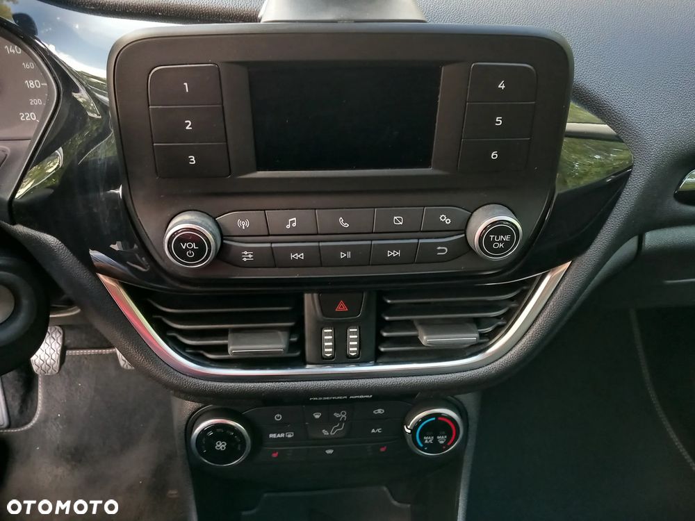 Ford Fiesta 1.1 S&S COOL&CONNECT - 24