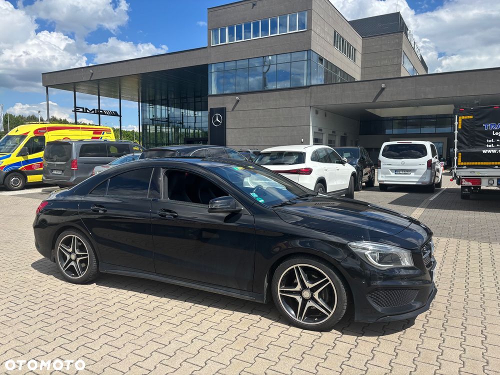 Mercedes-Benz CLA 180 7G-DCT AMG Line - 5