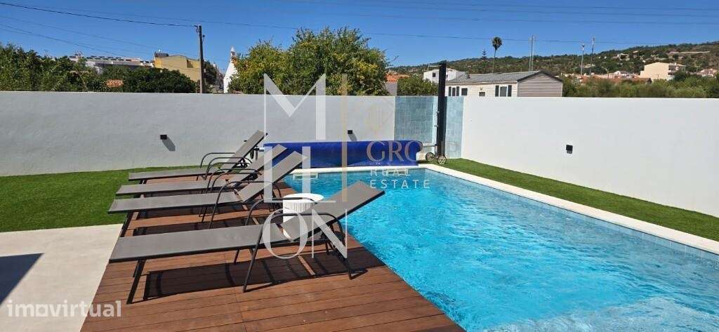 Moradia Contemporânea de Luxo com Piscina - Grande imagem: 3/60