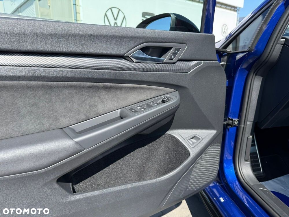 Volkswagen Golf Variant 1.5 eTSI mHEV R-Line DSG - 12