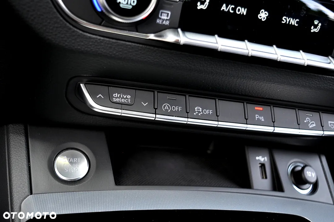 Audi Q5 Sportback - 24
