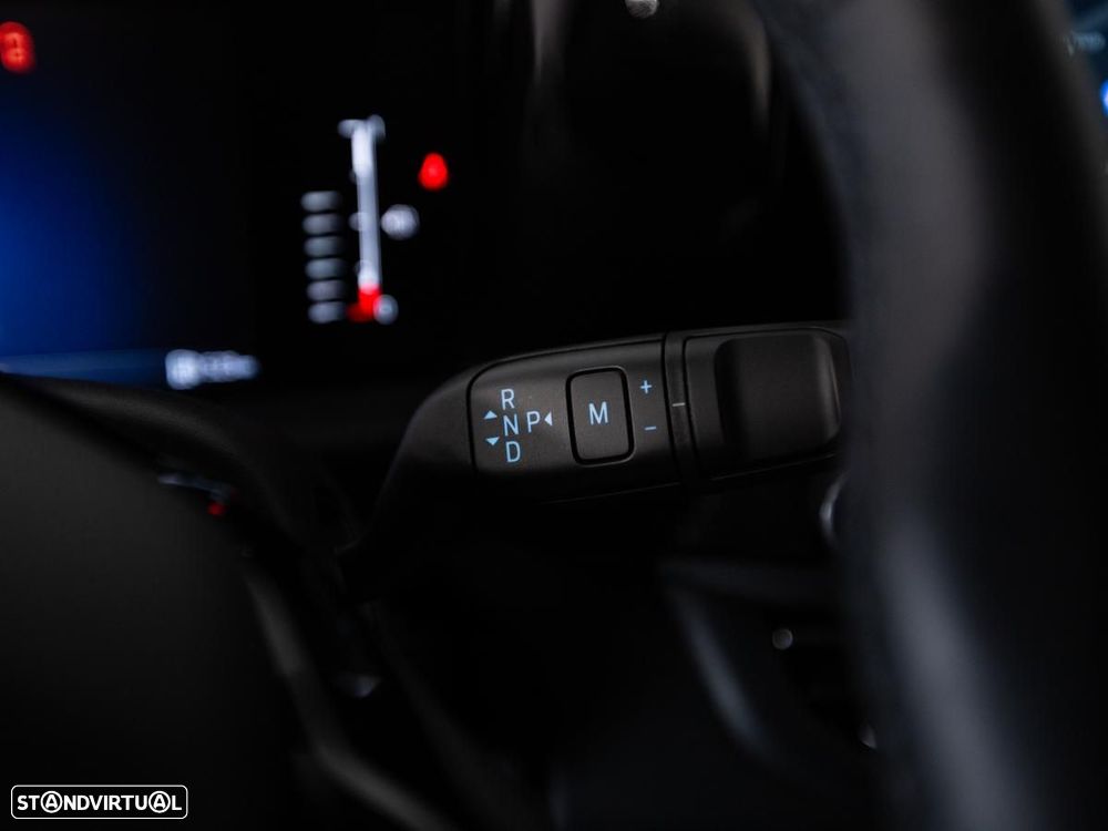 Ford Tourneo Custom - 17