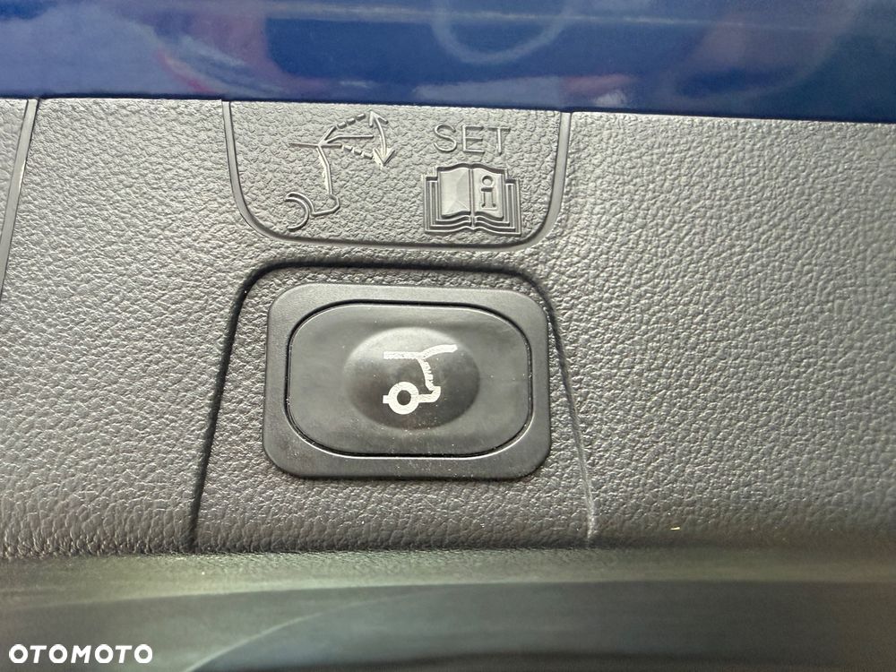 Ford C-MAX ver-2-0-tdci-titanium - 36