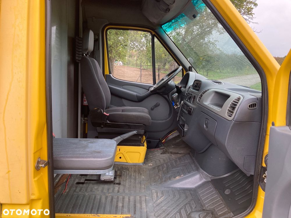 Mercedes-Benz Sprinter - 8