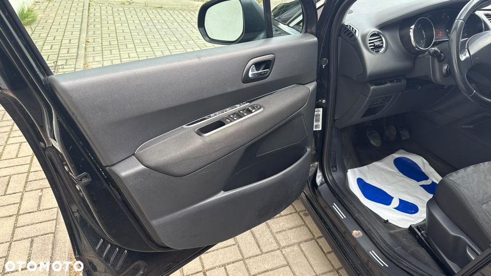 Peugeot 3008 1.6 HDi Trendy - 30