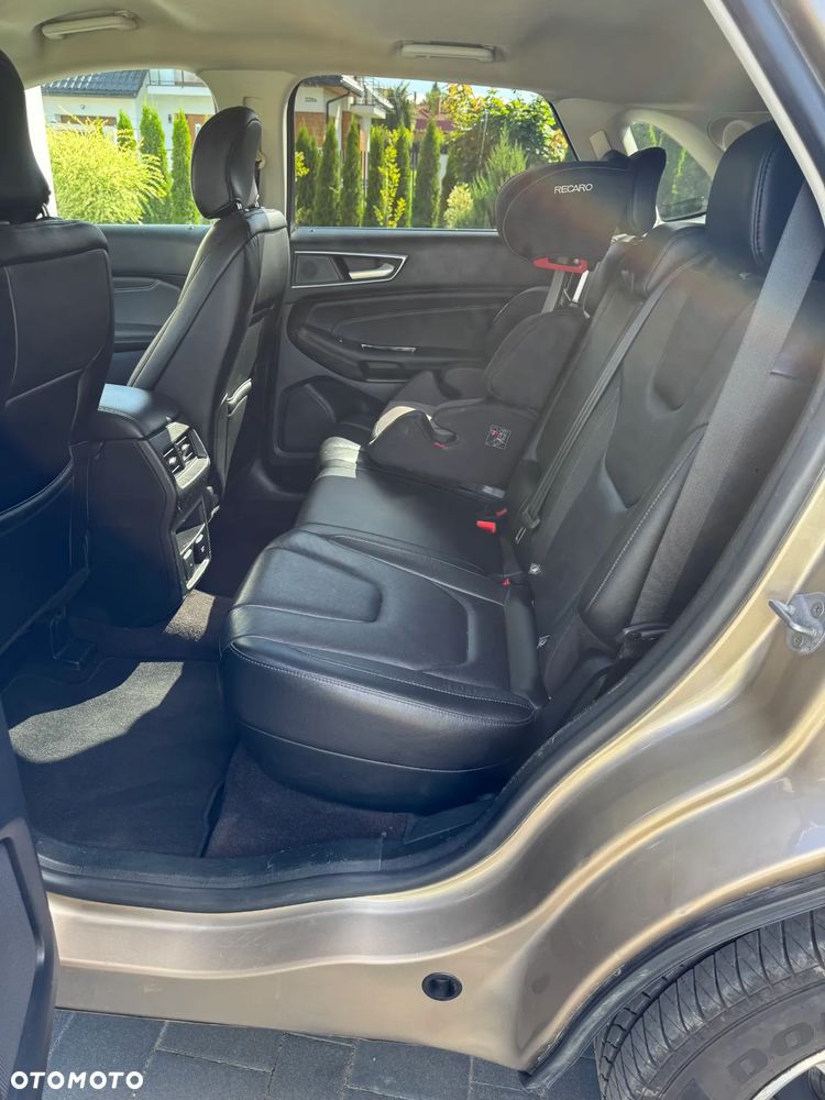 Ford Edge - 21