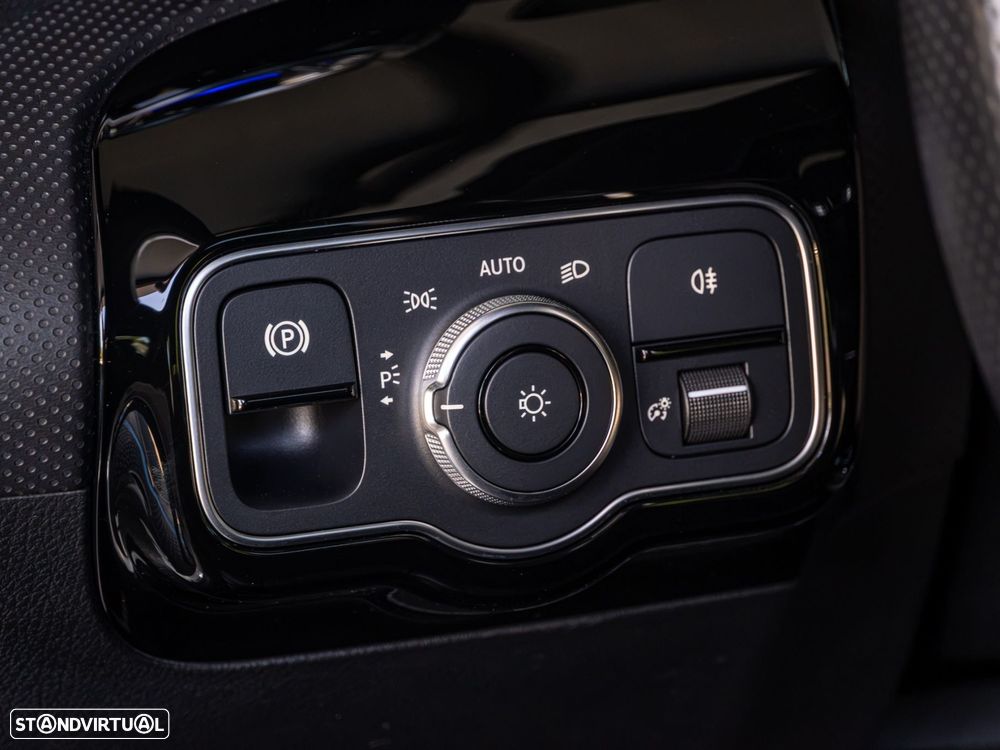 Mercedes-Benz A 200 - 12