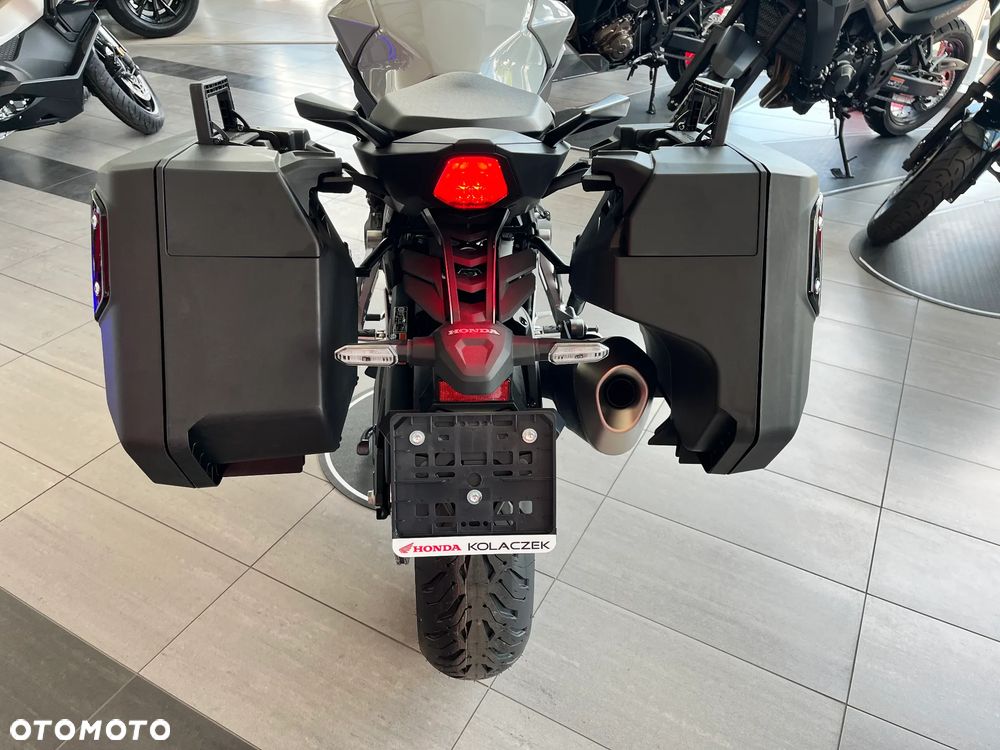 Honda CB - 18
