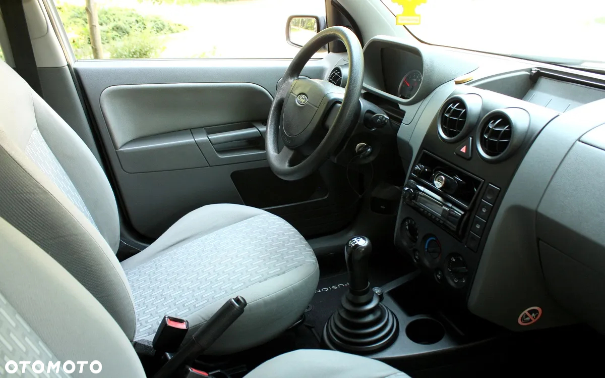 Ford Fusion 1.4 Ambiente - 6
