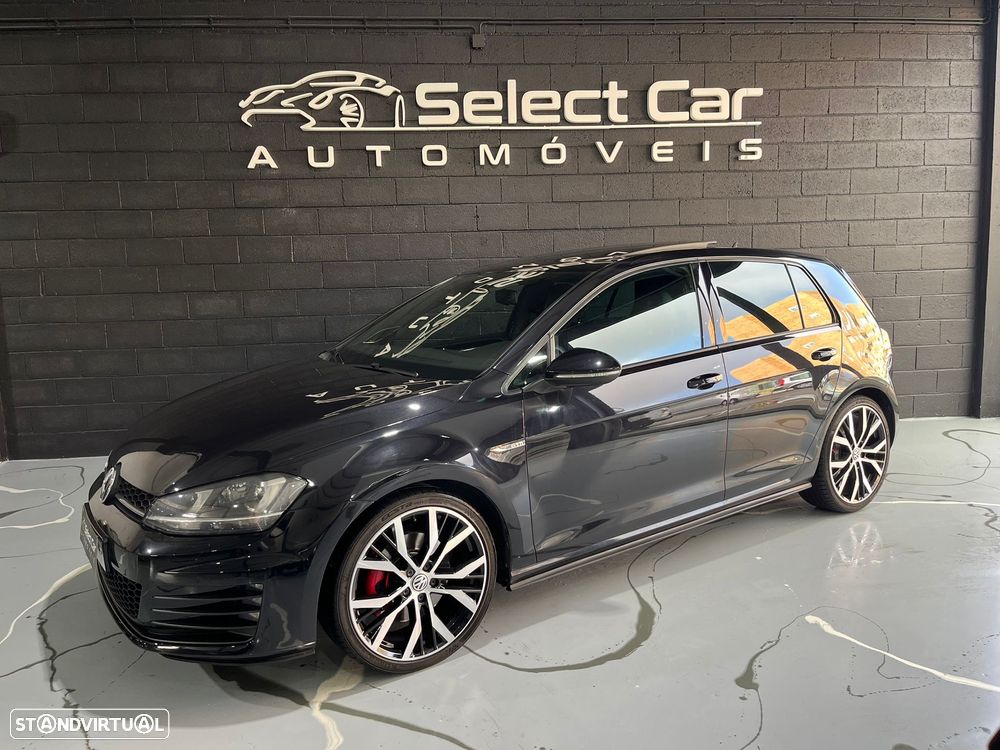 VW Golf 2.0 TDi DPF DSG GTD - 1
