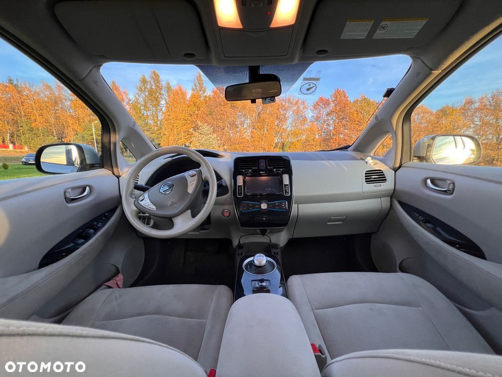 Nissan Leaf 24kWh Acenta - 12