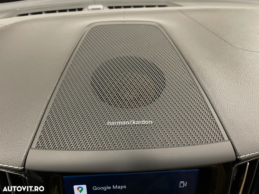 Volvo XC 60 B5 MHEV AT8 AWD Inscription - 22