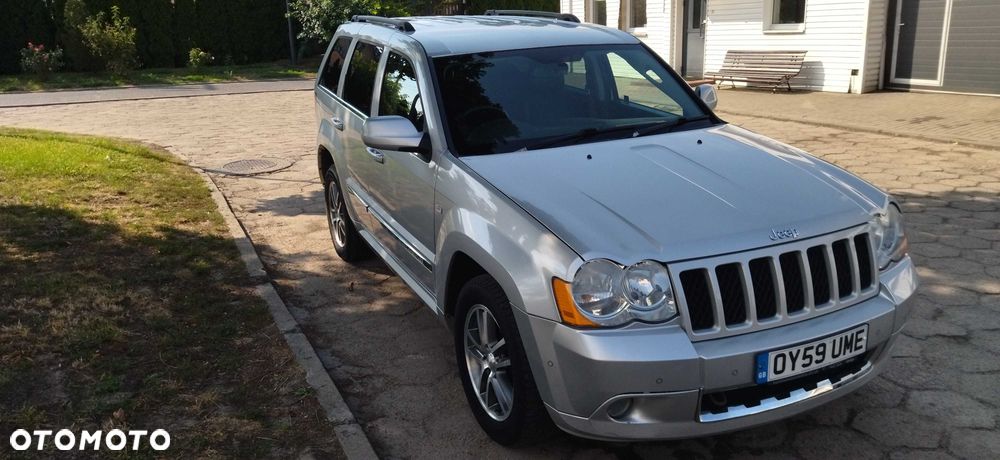 Jeep Grand Cherokee - 1