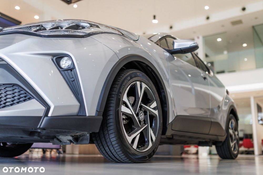 Toyota C-HR - 21