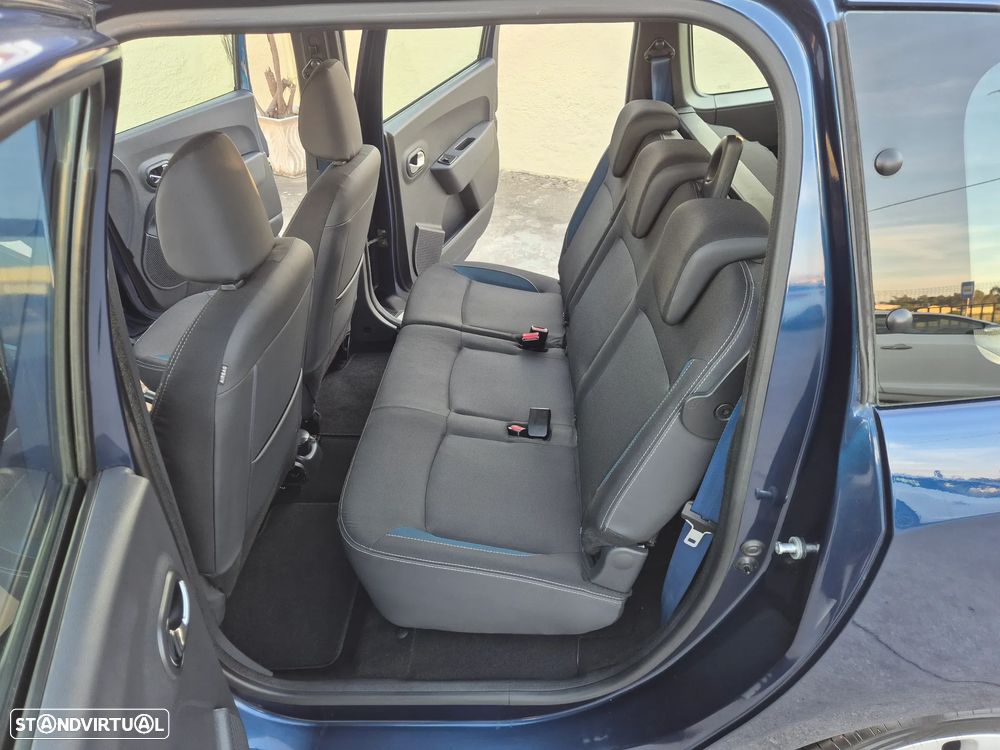 Dacia Lodgy 1.5 dCi SL 10 Anos 7L - 36