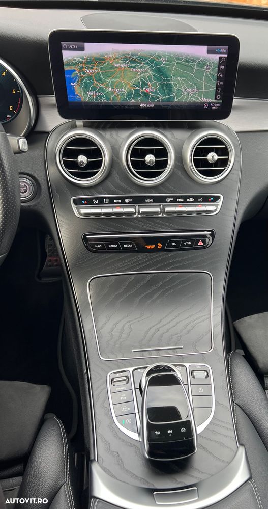 Mercedes-Benz C 220 d 4Matic T 9G-TRONIC AMG Line - 17